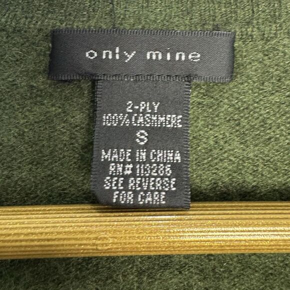 Only Mine Womens Cashmere Sweater Size S Dark Green Pullover 2 Ply Quiet Luxury - Picture 3 of 4